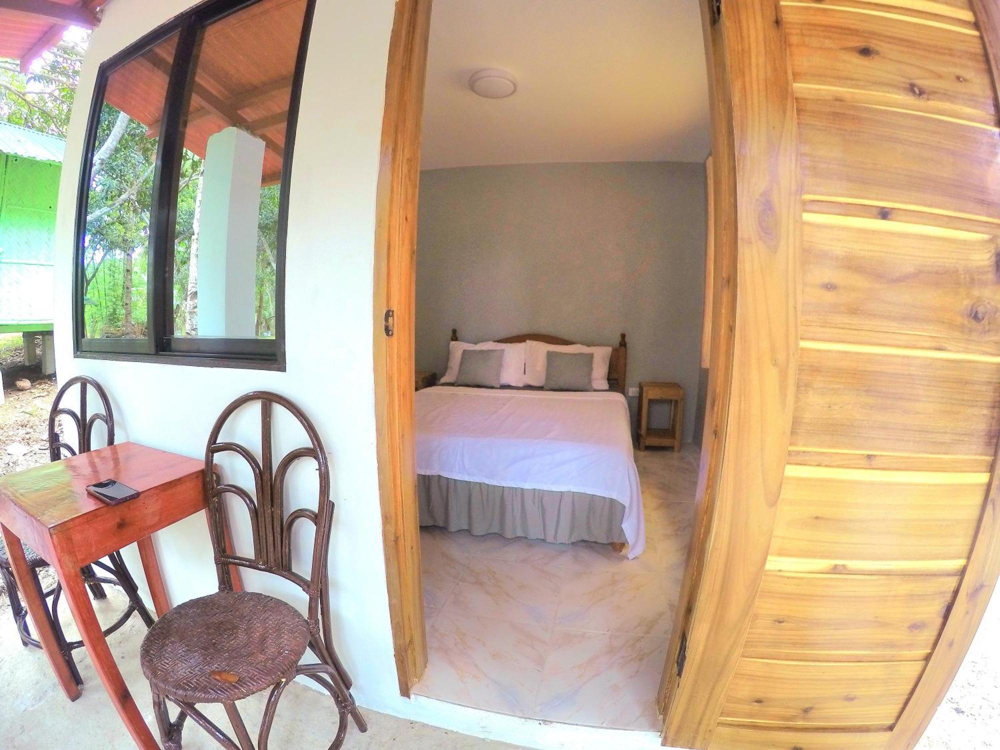 Al Hamra Jungle Resort (Adults Only) Puerto Princesa Extérieur photo